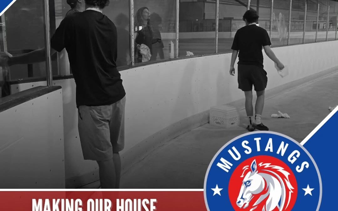 Mustangs Give Back